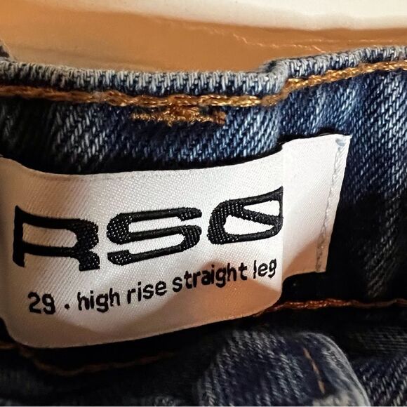 NWT RSQ Distressed Button Fly Jeans, Size 29. - Picture 5 of 7